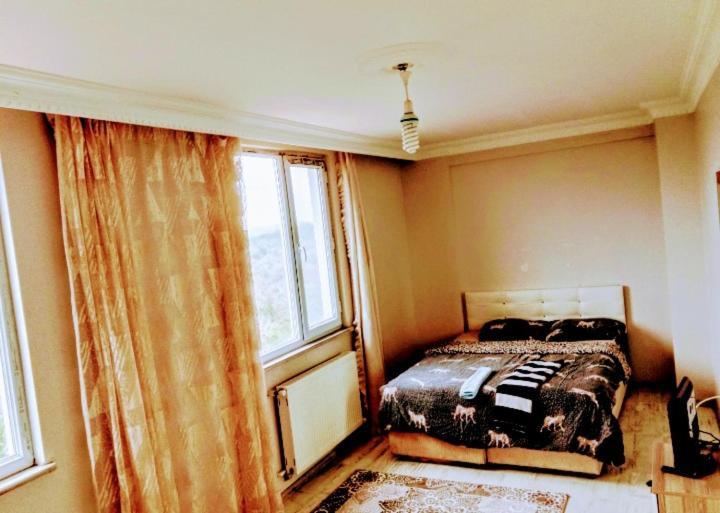 Ahmet Teacher Hotel,6 Minutes From The Airport Arnavutkoy Buitenkant foto