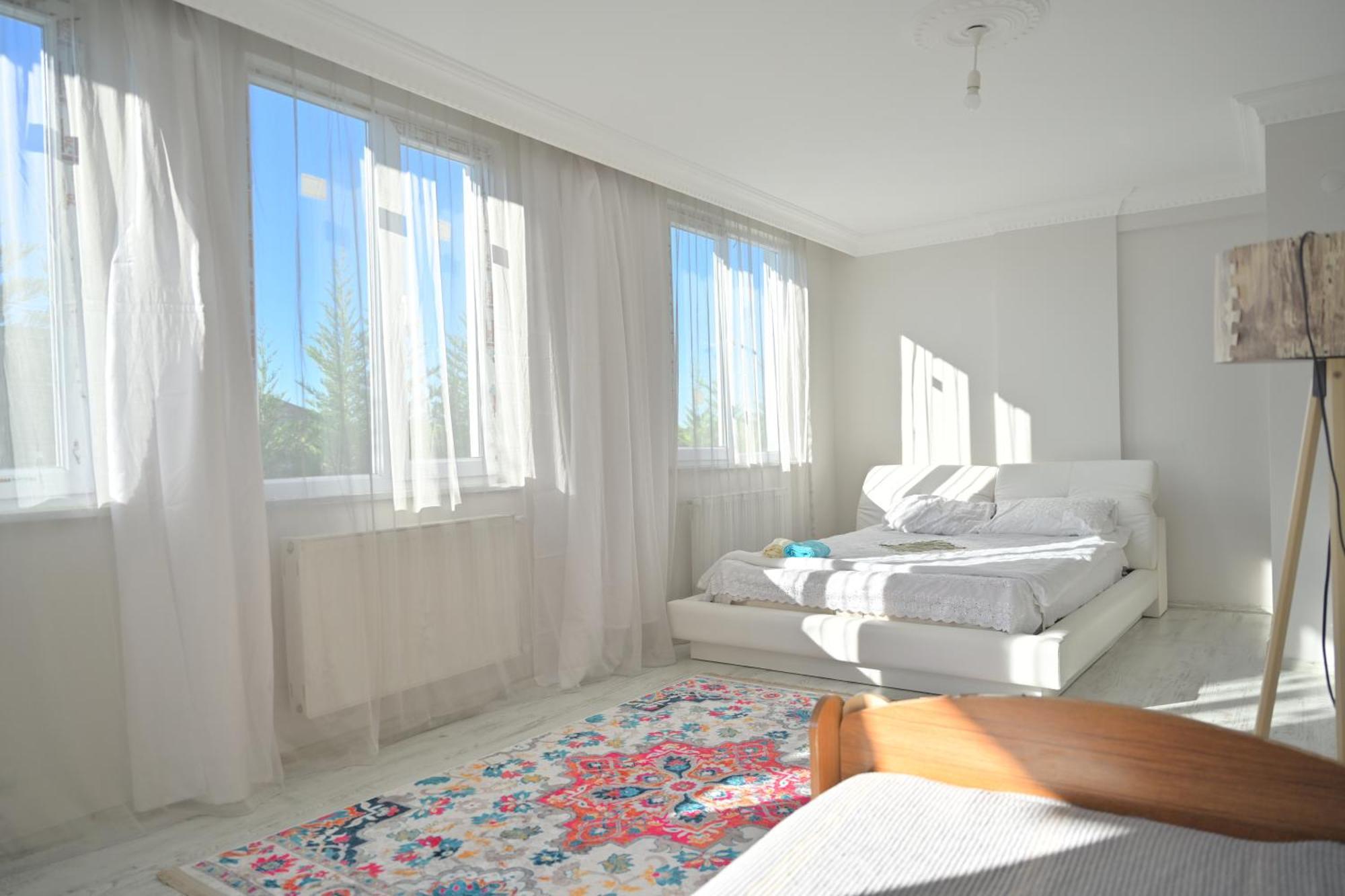 Ahmet Teacher Hotel,6 Minutes From The Airport Arnavutkoy Buitenkant foto
